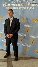 О пресс-подходе Посла России в Японии Н.С.Ноздрева в ходе голосования на выборах Президента России на территории роспосольства в Токио О пресс-подходе Посла России в Японии Н.С.Ноздрева в ходе голосования на выборах Президента России на территории роспосольства в Токио